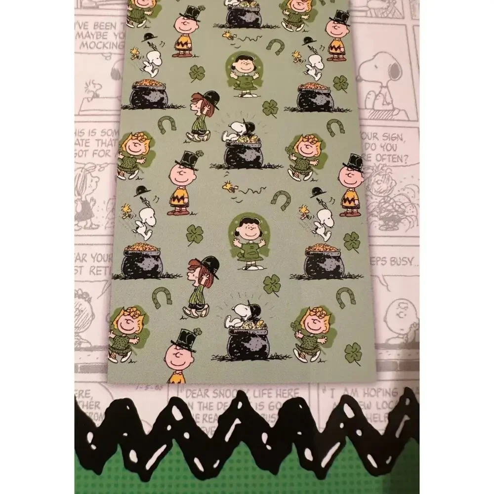 Peanuts Snoopy Charlie & Gang St. Patricks Day 2 pk Bath Hand Towels Pot of Gold